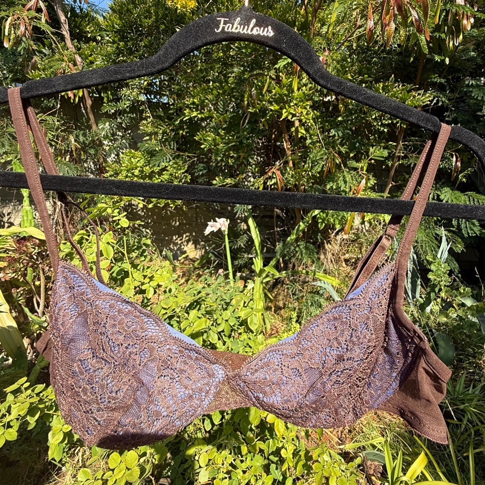 Vintage Victoria’s Secret Intimissimi Brown Lace Unlined Bra